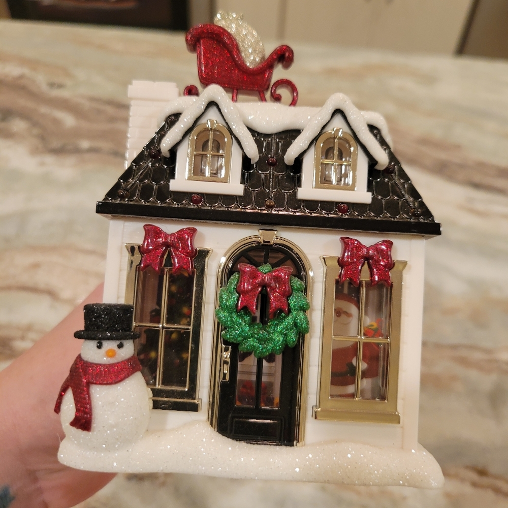 Bath & Body Works 2022 Christmas Wallflower, Brand New